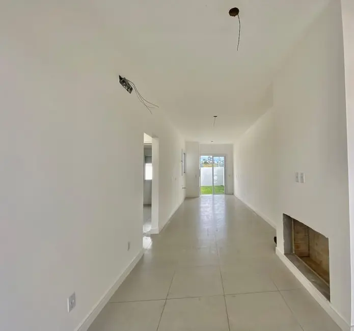 Foto 3 de Casa com 2 quartos à venda, 63m2 em Capao Da Canoa - RS