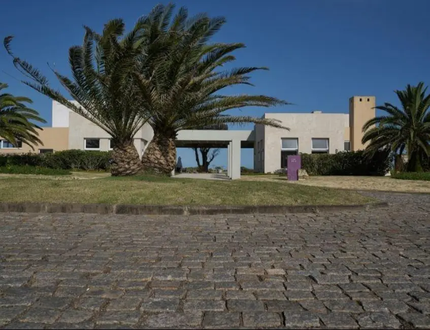 Terreno / Lote à venda, 450m2 em Capao Da Canoa - RS - imagem 7 Foto 7 de Terreno / Lote à venda, 450m2 em Capao Da Canoa - RS