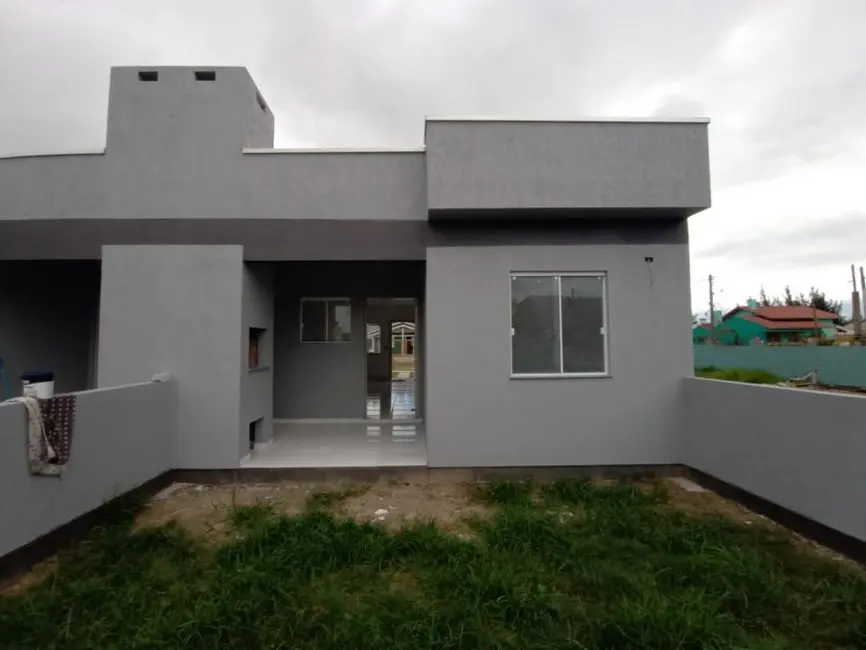 Foto 1 de Casa com 2 quartos à venda, 80m2 em Capao Da Canoa - RS