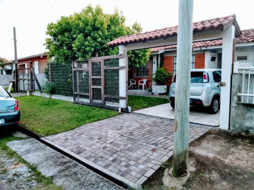 Foto 1 de Casa com 3 quartos à venda, 130m2 em Capao Da Canoa - RS