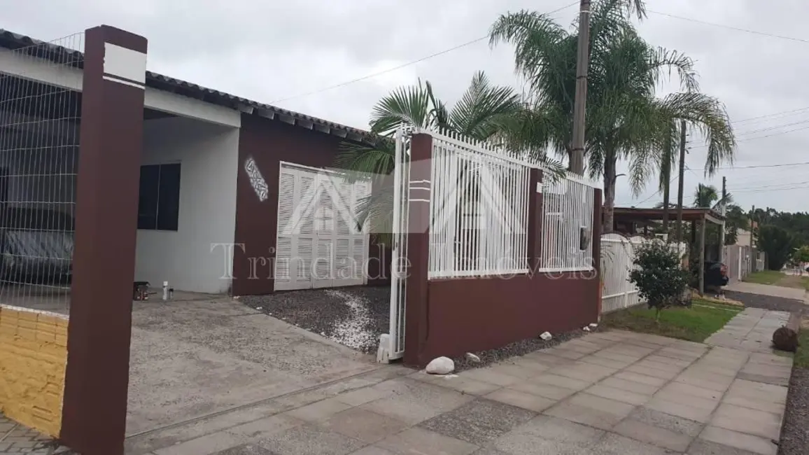Foto 3 de Casa com 5 quartos à venda, 125m2 em Capao Da Canoa - RS