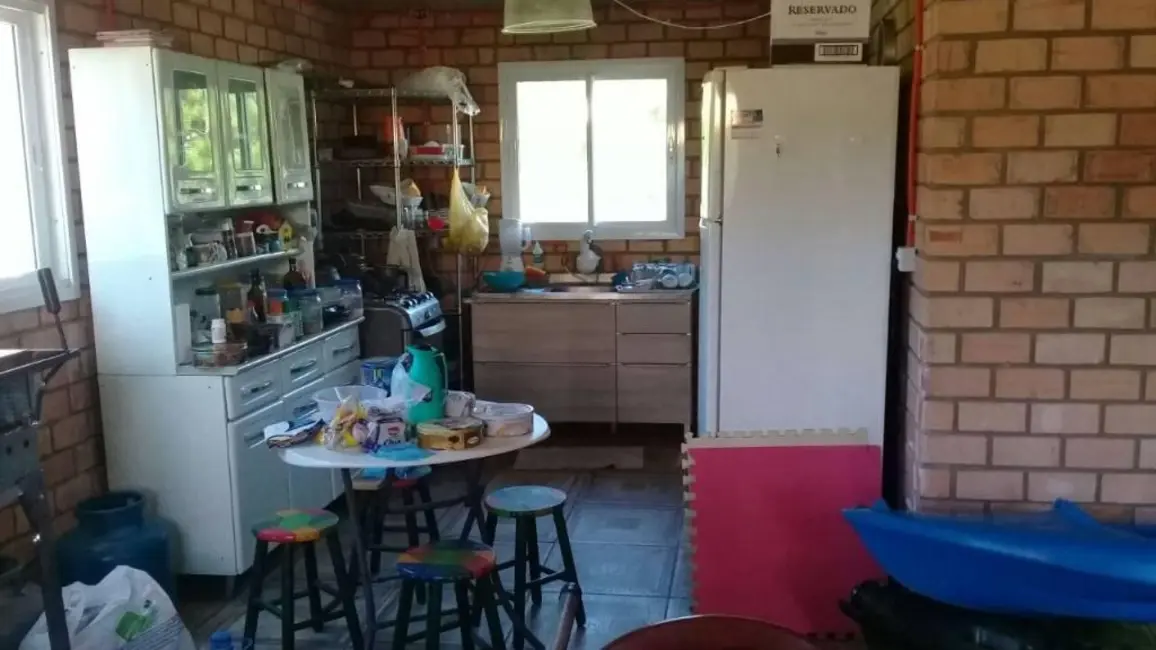 Casa com 3 quartos à venda, 120m2 em Capao Da Canoa - RS - imagem 4 Foto 4 de Casa com 3 quartos à venda, 120m2 em Capao Da Canoa - RS