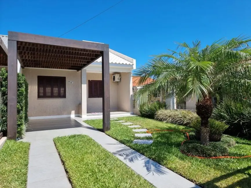 Foto 5 de Casa com 2 quartos à venda, 90m2 em Capao Da Canoa - RS