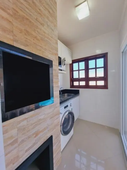 Foto 6 de Casa com 2 quartos à venda, 90m2 em Capao Da Canoa - RS