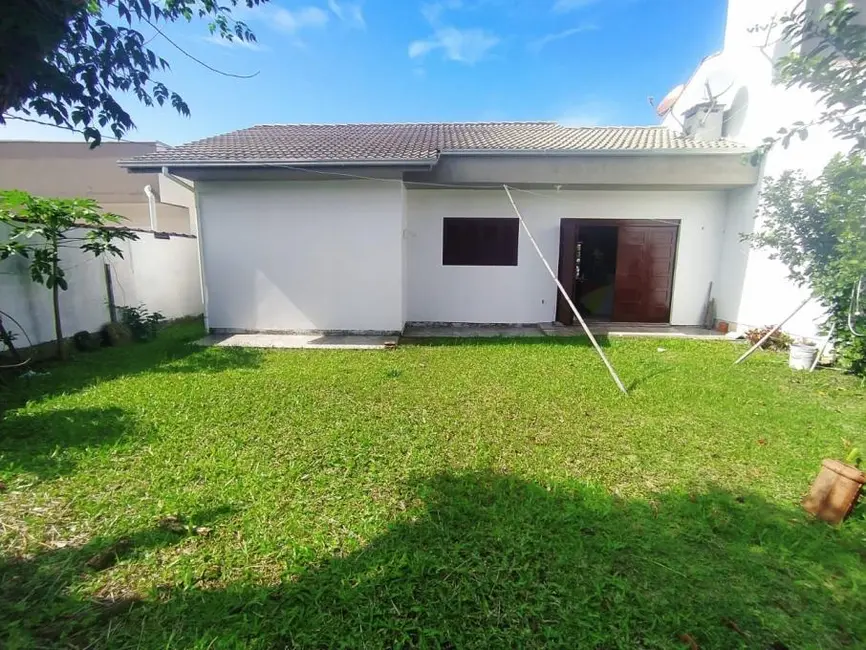 Casa com 2 quartos à venda, 150m2 em Capao Da Canoa - RS - imagem 9 Foto 9 de Casa com 2 quartos à venda, 150m2 em Capao Da Canoa - RS