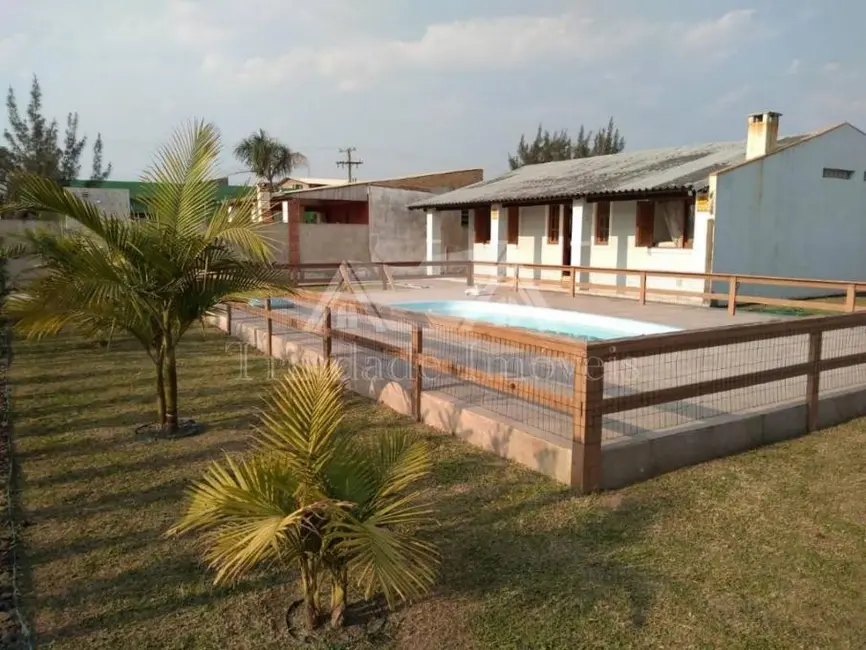 Foto 1 de Casa com 3 quartos à venda, 250m2 em Capao Da Canoa - RS