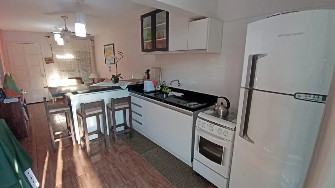 Foto 6 de Apartamento com 2 quartos à venda, 65m2 em Capao Da Canoa - RS