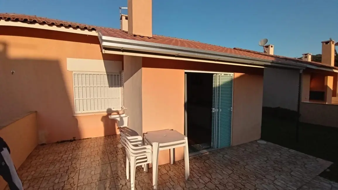 Foto 1 de Apartamento com 2 quartos à venda, 65m2 em Capao Da Canoa - RS