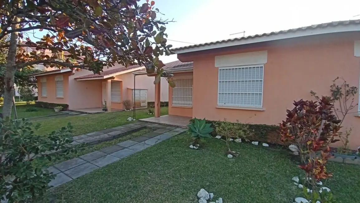 Foto 9 de Apartamento com 2 quartos à venda, 65m2 em Capao Da Canoa - RS