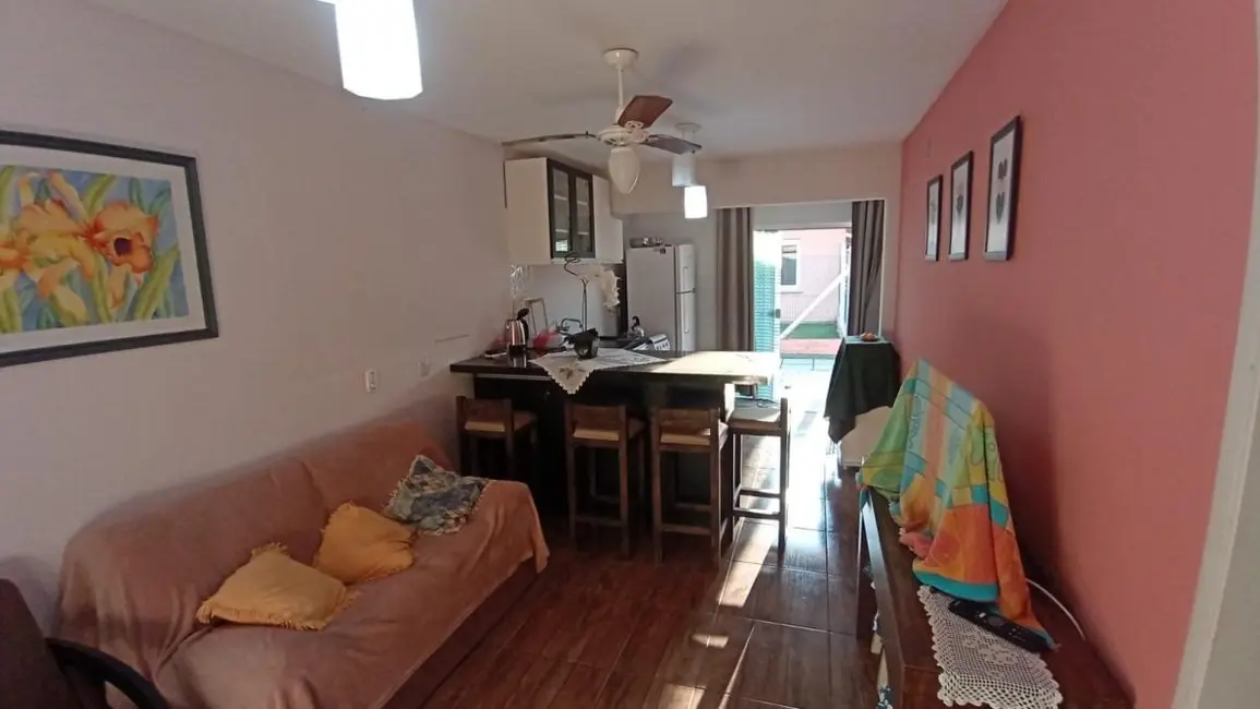 Foto 4 de Apartamento com 2 quartos à venda, 65m2 em Capao Da Canoa - RS