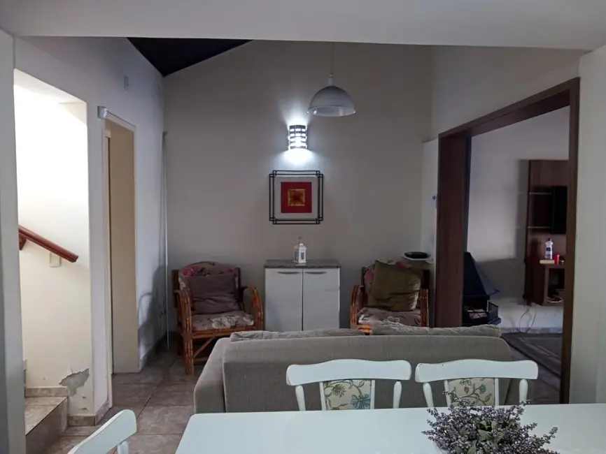 Foto 9 de Sobrado com 3 quartos à venda, 85m2 em Capao Da Canoa - RS