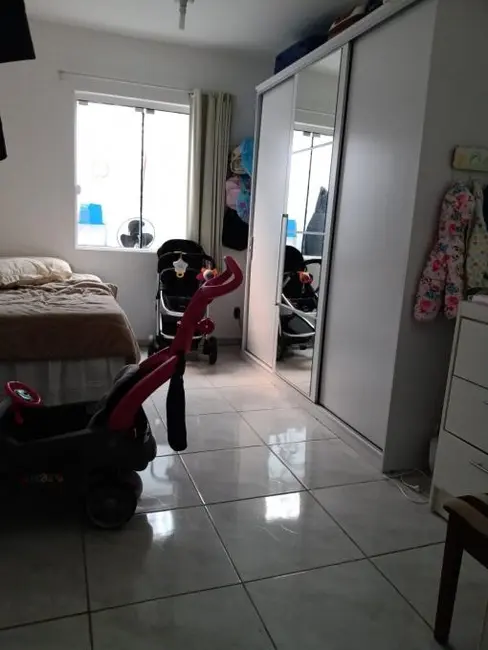 Sobrado com 3 quartos à venda, 100m2 em Capao Da Canoa - RS - imagem 8 Foto 8 de Sobrado com 3 quartos à venda, 100m2 em Capao Da Canoa - RS