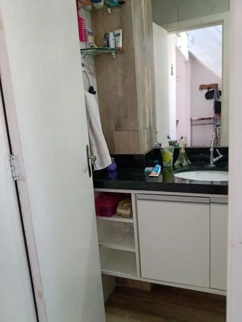 Sobrado com 3 quartos à venda, 100m2 em Capao Da Canoa - RS - imagem 7 Foto 7 de Sobrado com 3 quartos à venda, 100m2 em Capao Da Canoa - RS