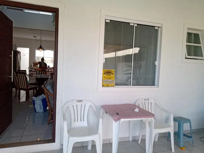 Foto 2 de Sobrado com 3 quartos à venda, 100m2 em Capao Da Canoa - RS
