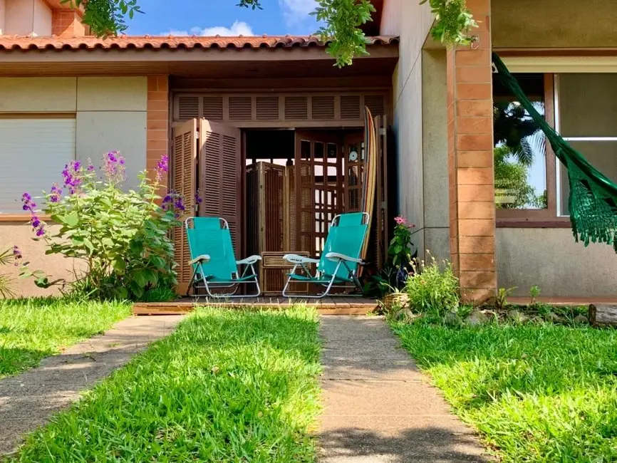 Foto 2 de Apartamento com 2 quartos à venda, 85m2 em Capao Da Canoa - RS