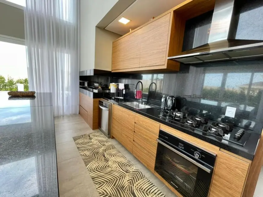 Foto 7 de Casa de Condomínio com 4 quartos à venda, 300m2 em Capao Da Canoa - RS