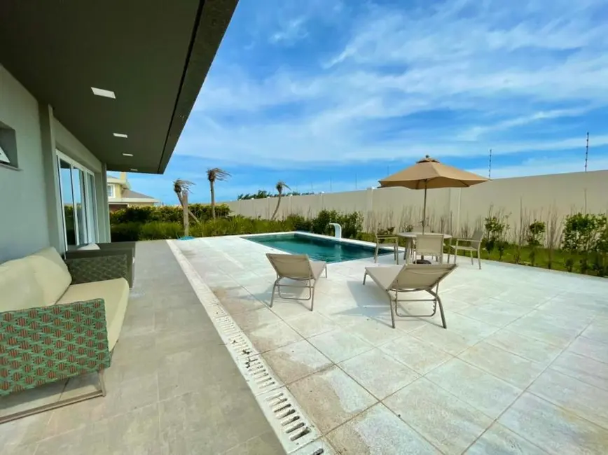 Foto 5 de Casa de Condomínio com 4 quartos à venda, 300m2 em Capao Da Canoa - RS