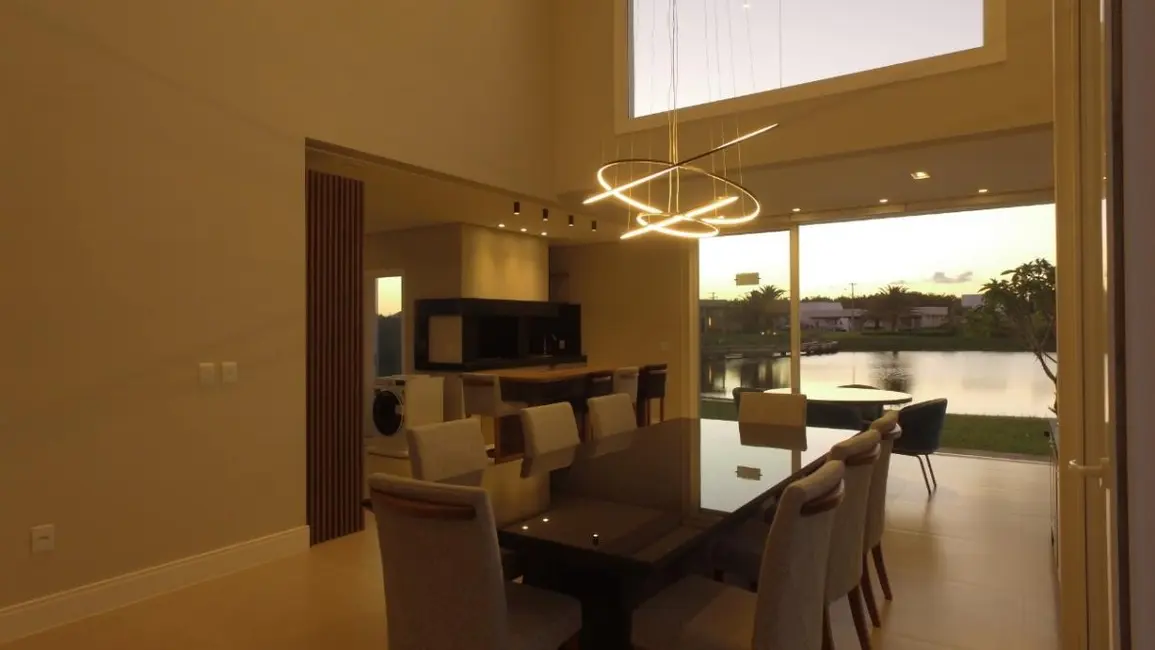 Casa de Condomínio com 4 quartos à venda, 300m2 em Capao Da Canoa - RS - imagem 3 Foto 3 de Casa de Condomínio com 4 quartos à venda, 300m2 em Capao Da Canoa - RS