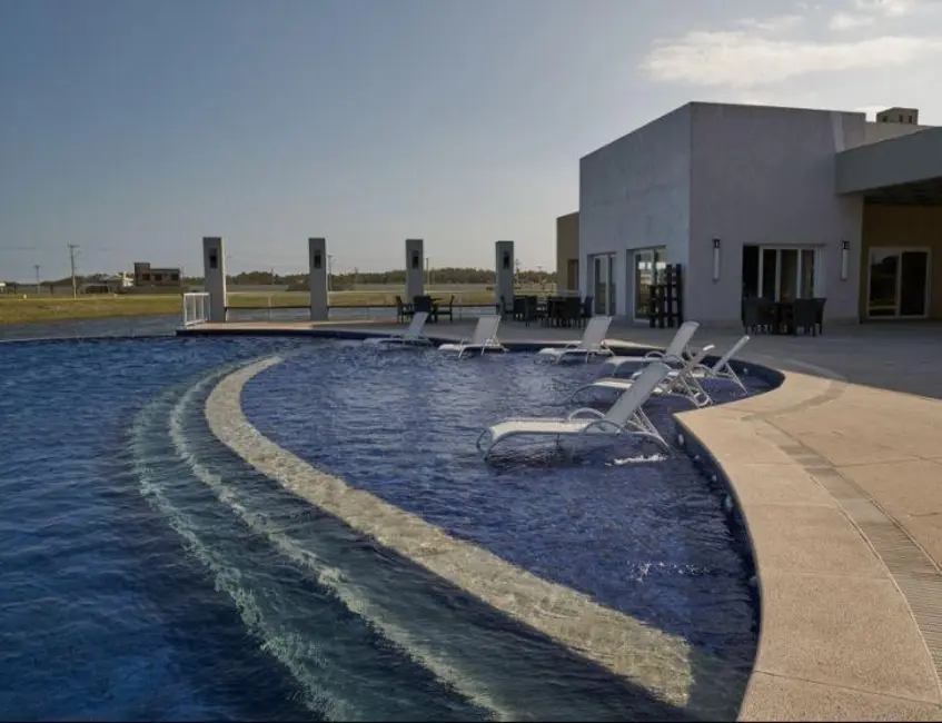 Foto 6 de Terreno / Lote à venda, 449m2 em Capao Da Canoa - RS