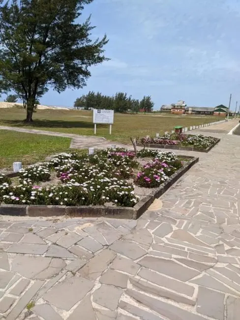 Terreno / Lote à venda, 299m2 em Capao Da Canoa - RS - imagem 9 Foto 9 de Terreno / Lote à venda, 299m2 em Capao Da Canoa - RS