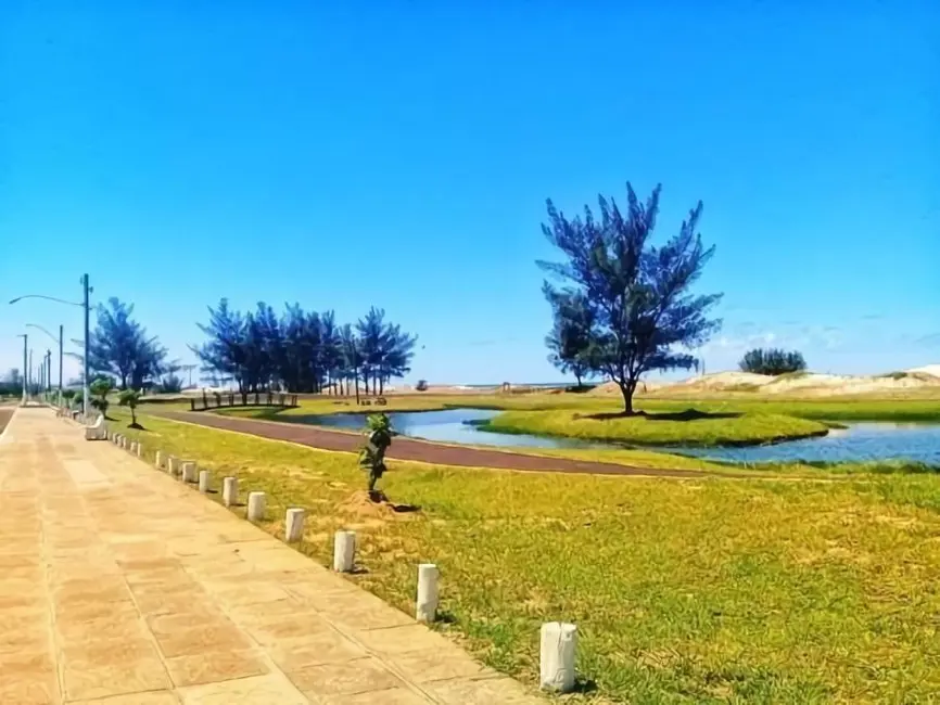 Terreno / Lote à venda, 299m2 em Capao Da Canoa - RS - imagem 5 Foto 5 de Terreno / Lote à venda, 299m2 em Capao Da Canoa - RS
