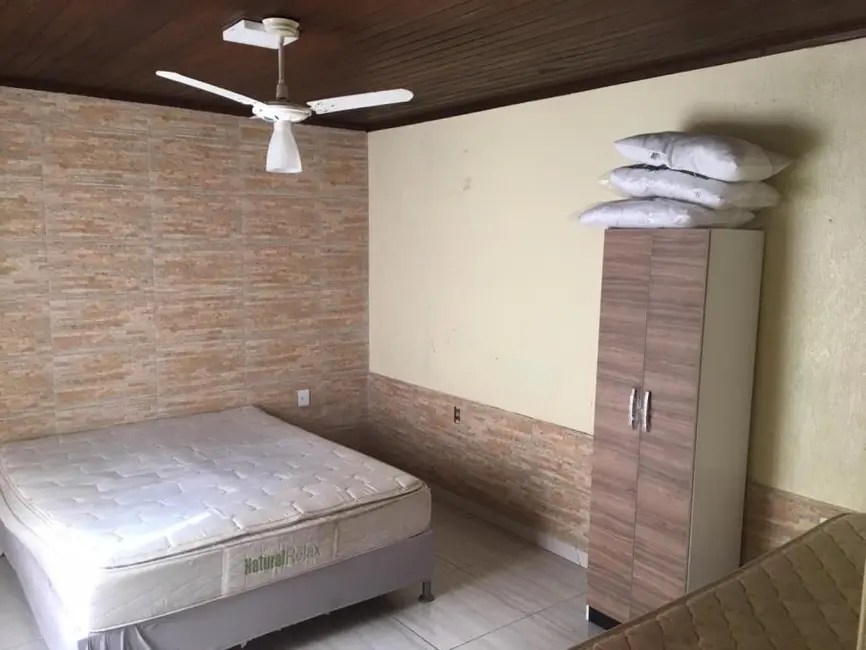 Casa com 4 quartos à venda, 180m2 em Capao Da Canoa - RS - imagem 4 Foto 4 de Casa com 4 quartos à venda, 180m2 em Capao Da Canoa - RS