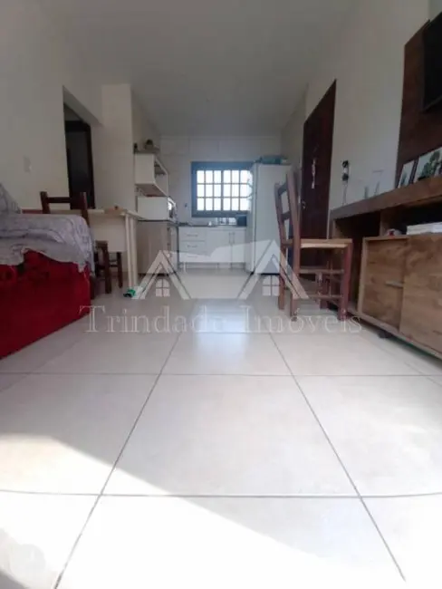 Foto 2 de Casa com 2 quartos à venda, 100m2 em Capao Da Canoa - RS