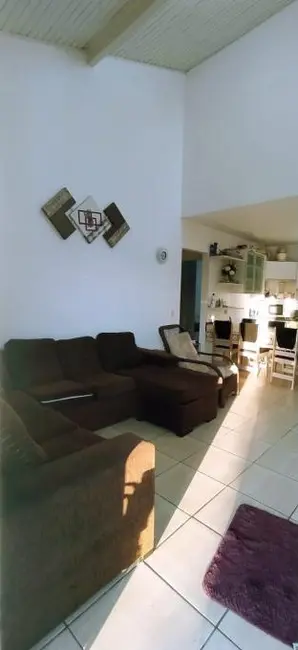 Casa com 3 quartos à venda, 120m2 em Capao Da Canoa - RS - imagem 3 Foto 3 de Casa com 3 quartos à venda, 120m2 em Capao Da Canoa - RS