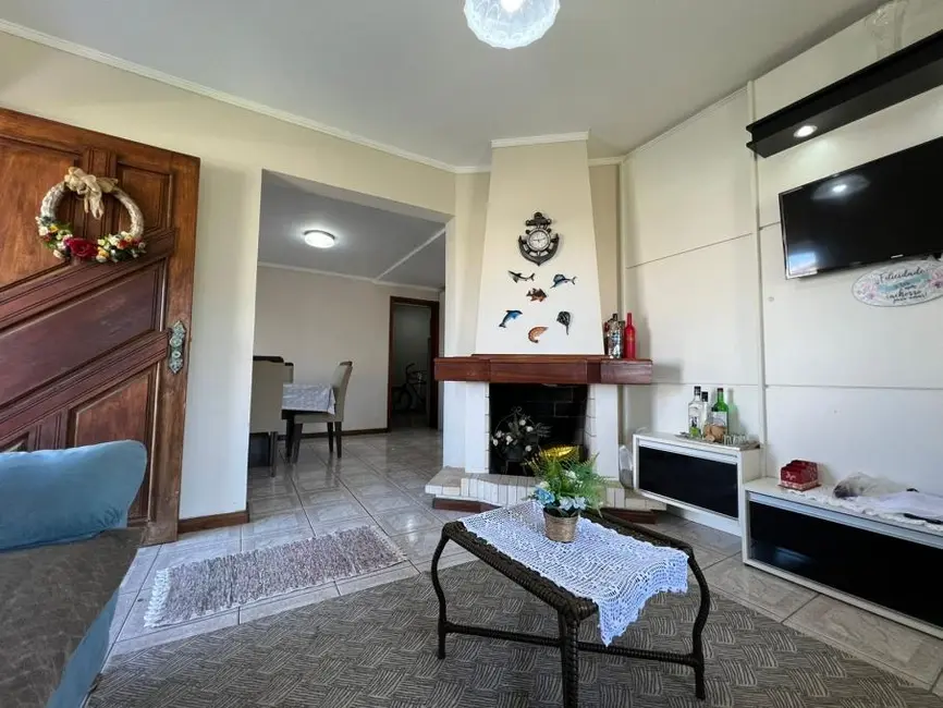 Foto 5 de Sobrado com 3 quartos à venda, 180m2 em Capao Da Canoa - RS