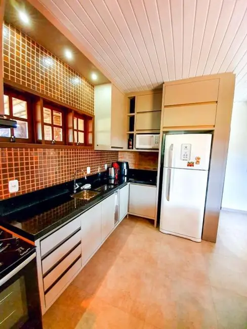 Casa com 2 quartos à venda, 90m2 em Capao Da Canoa - RS - imagem 4 Foto 4 de Casa com 2 quartos à venda, 90m2 em Capao Da Canoa - RS