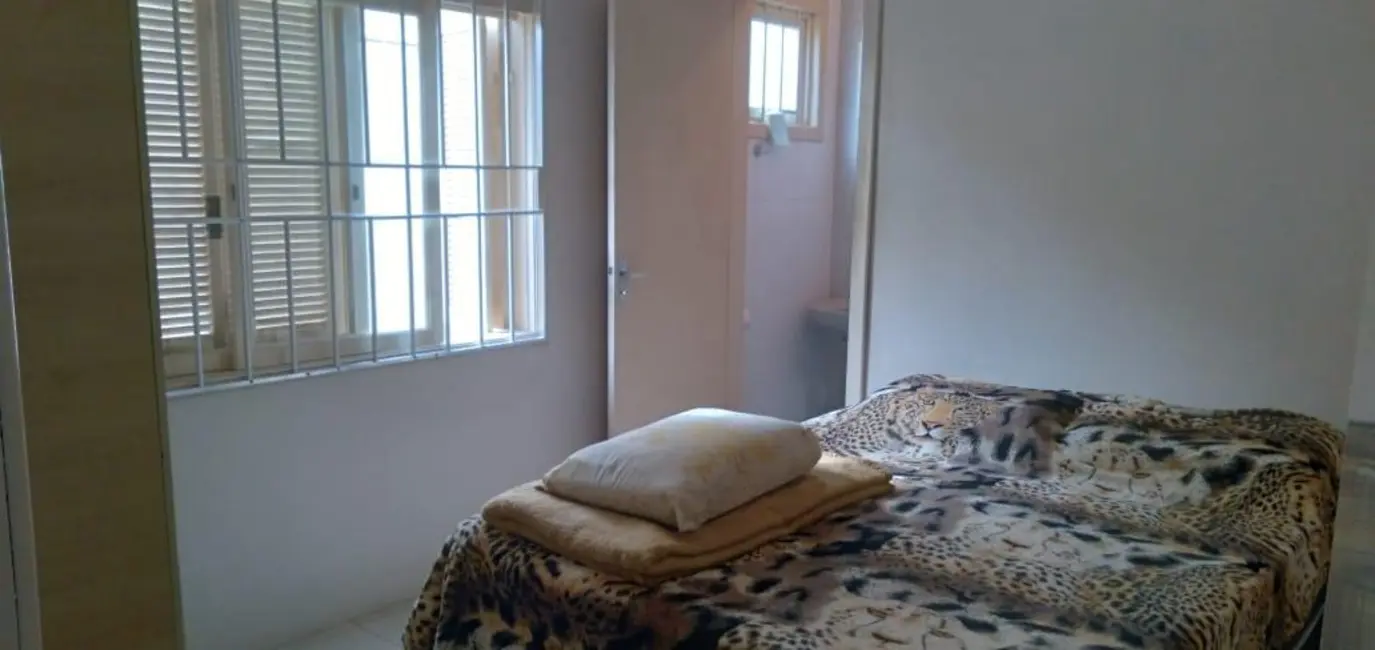 Foto 3 de Casa com 3 quartos à venda, 200m2 em Capao Da Canoa - RS