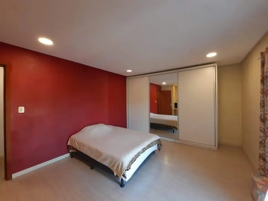 Casa com 3 quartos à venda, 183m2 em Capao Da Canoa - RS - imagem 2 Foto 2 de Casa com 3 quartos à venda, 183m2 em Capao Da Canoa - RS