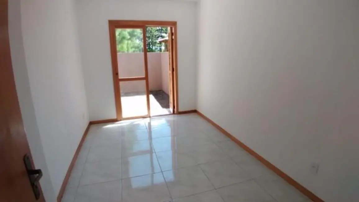 Foto 5 de Casa com 2 quartos à venda, 54m2 em Capao Da Canoa - RS