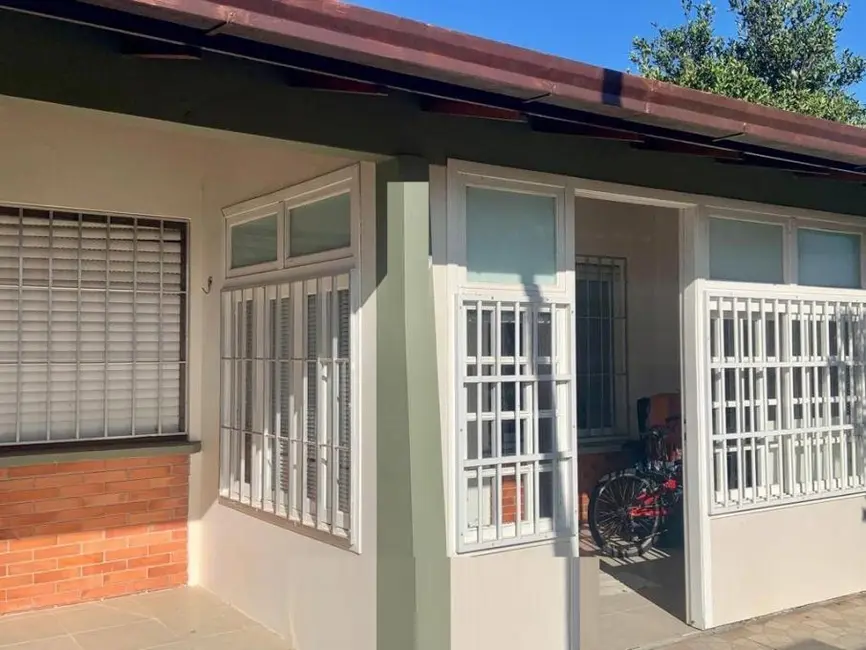 Foto 9 de Apartamento com 2 quartos à venda, 60m2 em Capao Da Canoa - RS