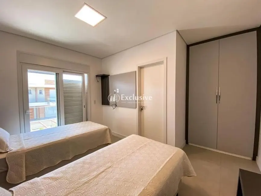 Foto 6 de Casa de Condomínio com 2 quartos à venda, 119m2 em Capao Da Canoa - RS