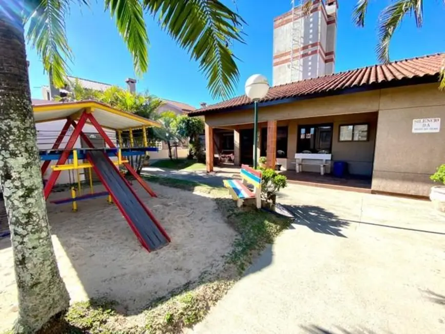 Foto 1 de Sobrado com 2 quartos à venda, 85m2 em Capao Da Canoa - RS