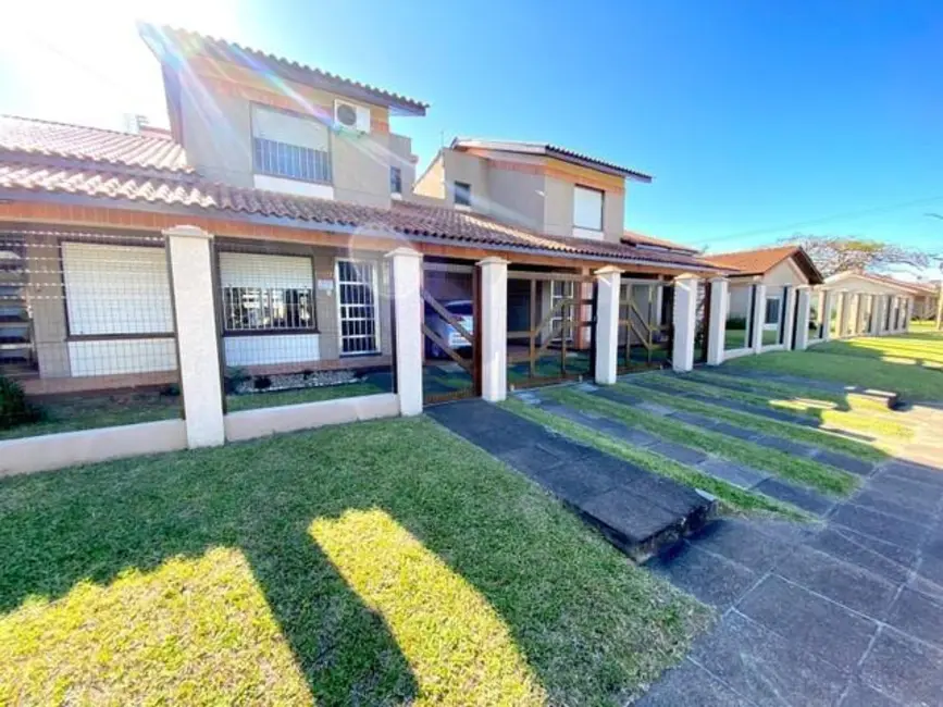 Foto 9 de Sobrado com 2 quartos à venda, 85m2 em Capao Da Canoa - RS