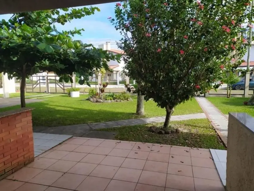 Foto 9 de Casa de Condomínio com 2 quartos à venda, 70m2 em Capao Da Canoa - RS