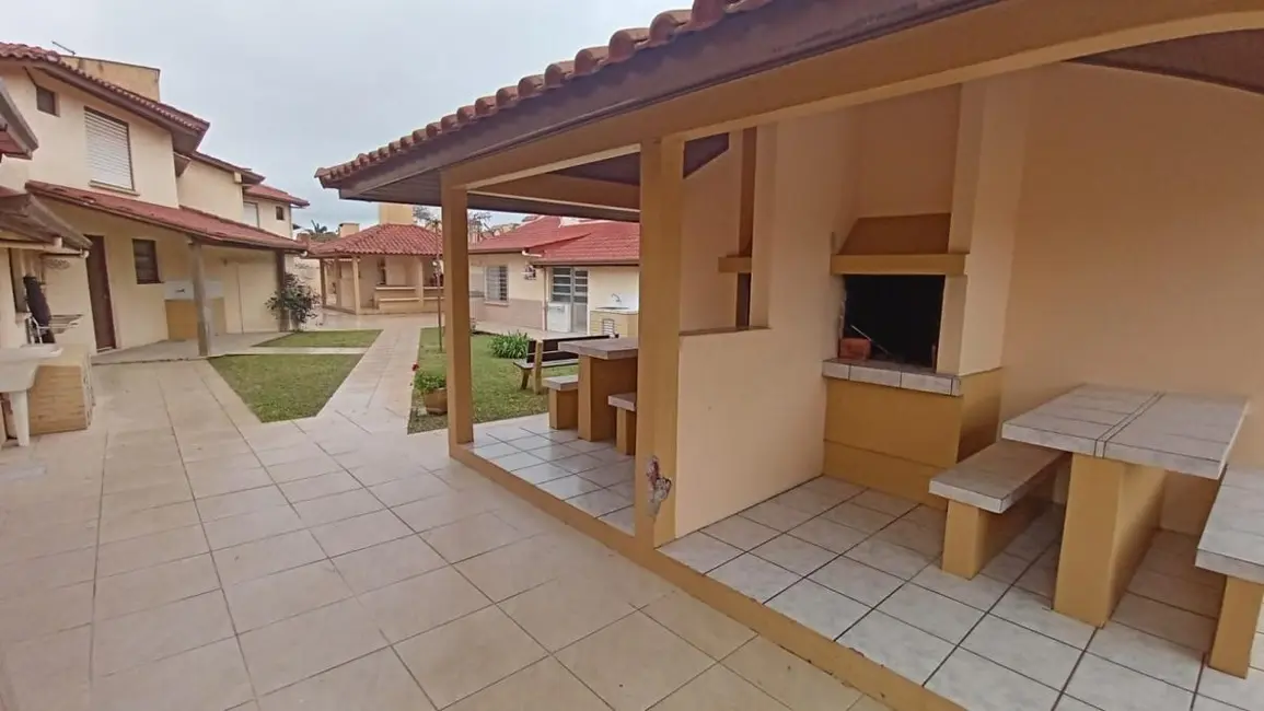 Foto 2 de Casa de Condomínio com 3 quartos à venda, 80m2 em Capao Da Canoa - RS