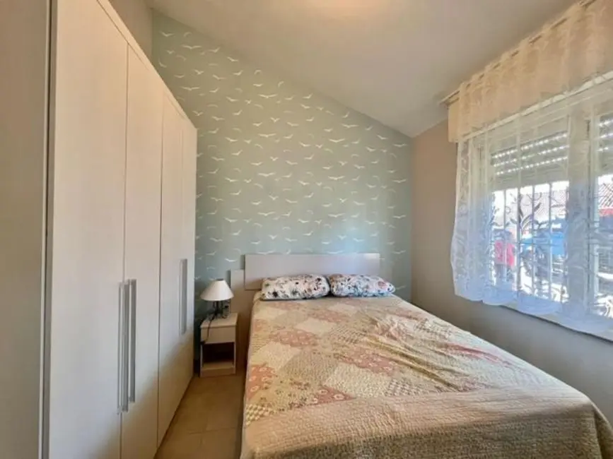 Casa de Condomínio com 2 quartos à venda, 75m2 em Capao Da Canoa - RS - imagem 8 Foto 8 de Casa de Condomínio com 2 quartos à venda, 75m2 em Capao Da Canoa - RS
