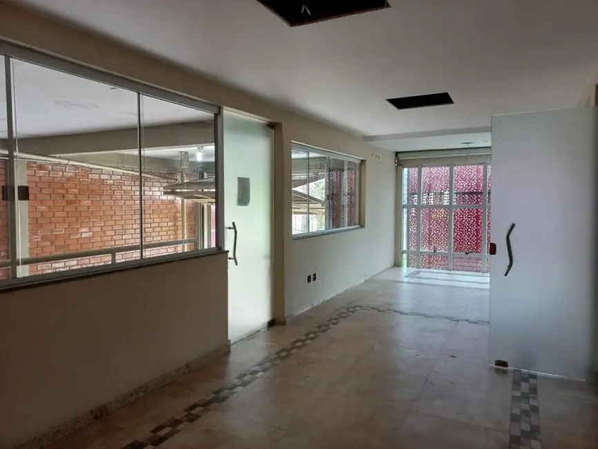 Casa com 7 quartos à venda, 657m2 em Anchieta, Porto Alegre - RS - imagem 8 Foto 8 de Casa com 7 quartos à venda, 657m2 em Anchieta, Porto Alegre - RS