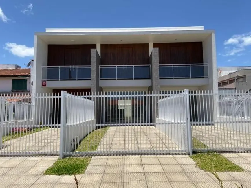Foto 5 de Sobrado com 2 quartos à venda, 80m2 em Capao Da Canoa - RS