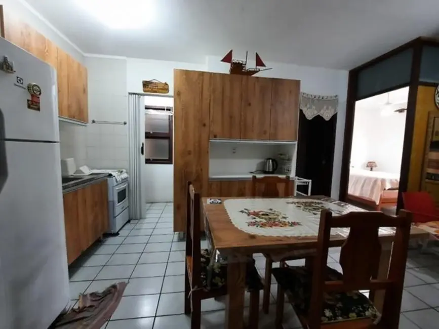 Foto 2 de Apartamento com 1 quarto à venda, 45m2 em Capao Da Canoa - RS