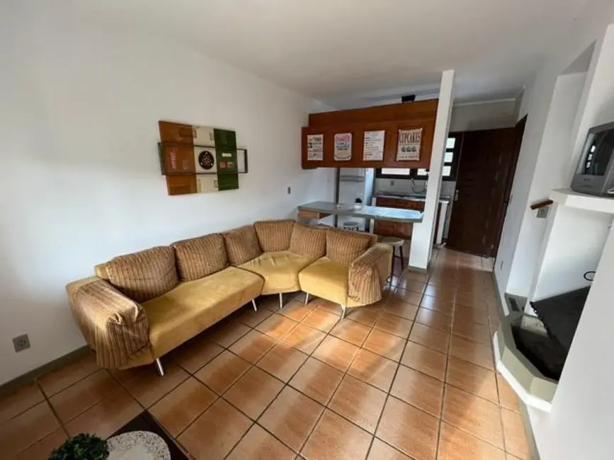 Foto 4 de Casa de Condomínio com 2 quartos à venda, 70m2 em Capao Da Canoa - RS