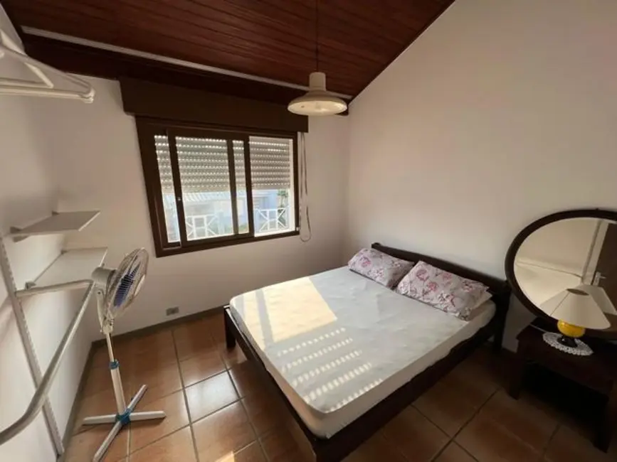 Foto 3 de Casa de Condomínio com 2 quartos à venda, 70m2 em Capao Da Canoa - RS