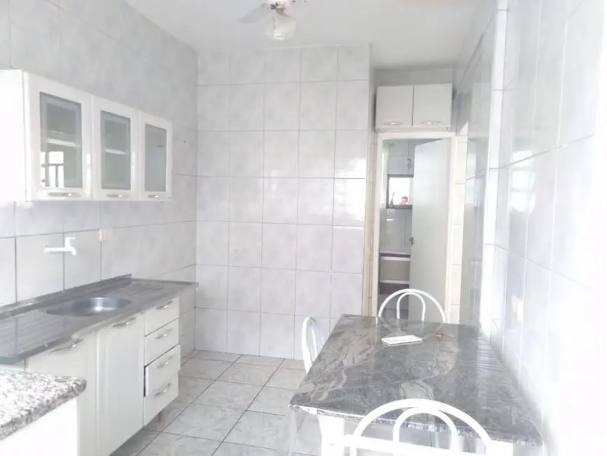 Foto 4 de Apartamento com 2 quartos à venda, 70m2 em Guilhermina, Praia Grande - SP