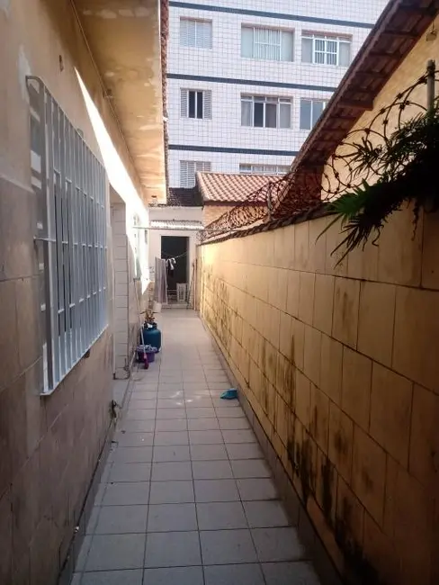 Foto 3 de Casa com 3 quartos à venda, 140m2 em Tupi, Praia Grande - SP