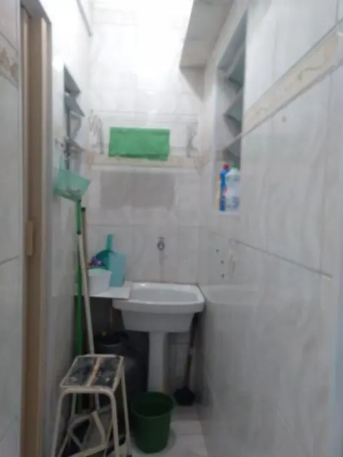 Apartamento com 1 quarto à venda, 27m2 em Guilhermina, Praia Grande - SP - imagem 4 Foto 4 de Apartamento com 1 quarto à venda, 27m2 em Guilhermina, Praia Grande - SP