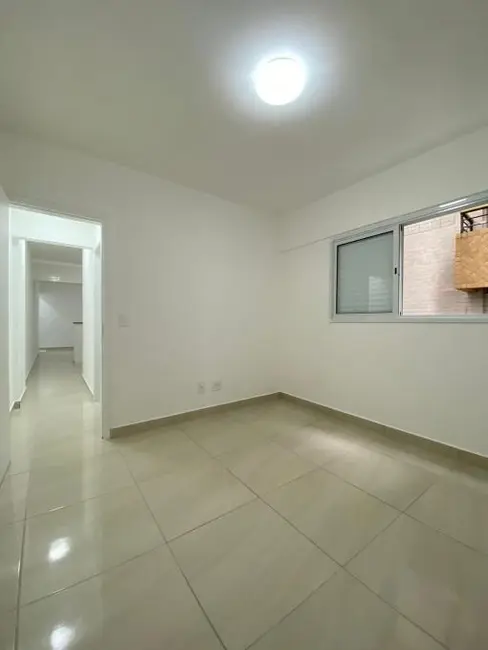 Apartamento com 1 quarto à venda, 50m2 em Guilhermina, Praia Grande - SP - imagem 8 Foto 8 de Apartamento com 1 quarto à venda, 50m2 em Guilhermina, Praia Grande - SP