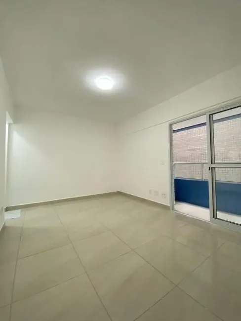 Foto 2 de Apartamento com 1 quarto à venda, 50m2 em Guilhermina, Praia Grande - SP